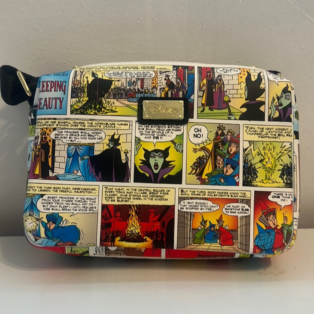 Disney Sleeping Beauty Maleficent aurora  Comic Crossbody Bag new with tag